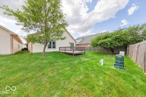2047 Heritage Commons Lane Indianapolis IN 46219