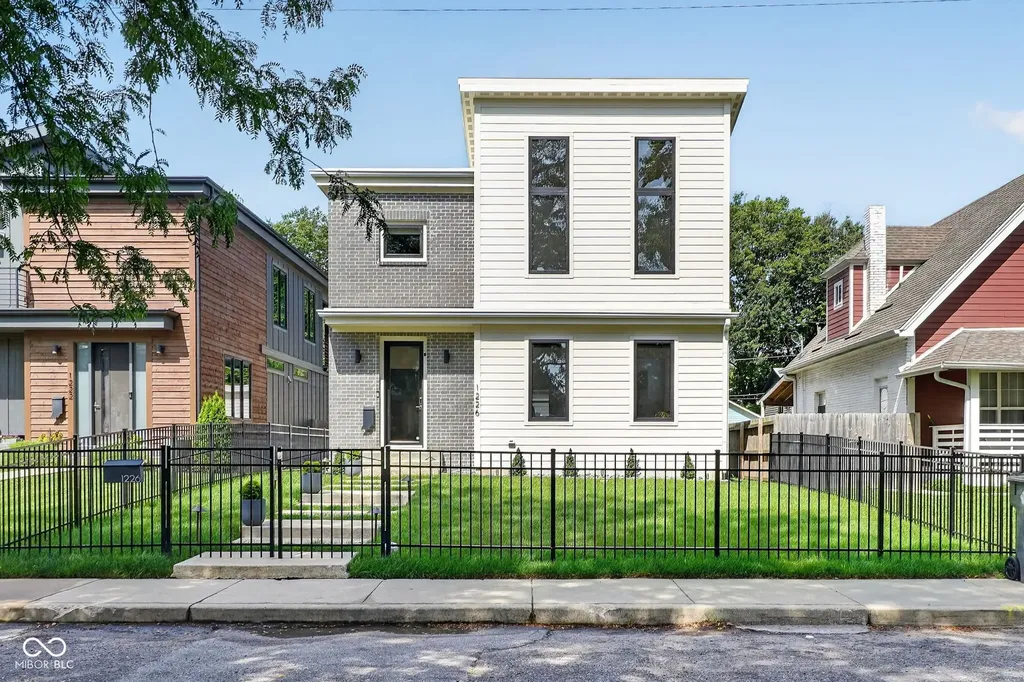 1226 N Beville Avenue Indianapolis IN 46201