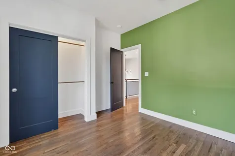 1226 N Beville Avenue Indianapolis IN 46201