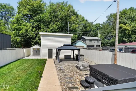 1226 N Beville Avenue Indianapolis IN 46201