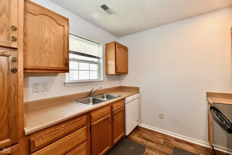 5644 Wood Hollow Drive Indianapolis IN 46239
