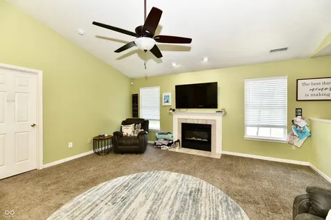 5644 Wood Hollow Drive Indianapolis IN 46239