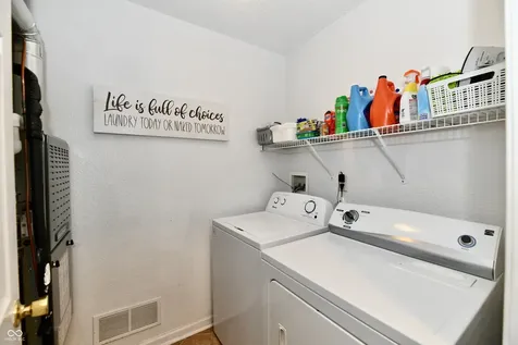 5644 Wood Hollow Drive Indianapolis IN 46239