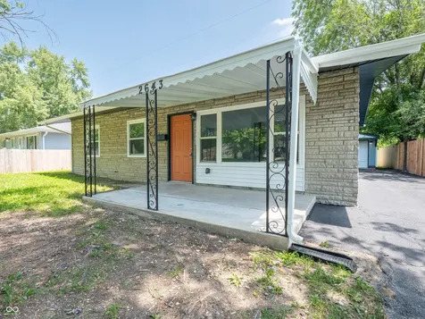2643 Eagledale Drive Indianapolis IN 46222