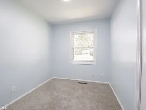 2643 Eagledale Drive Indianapolis IN 46222
