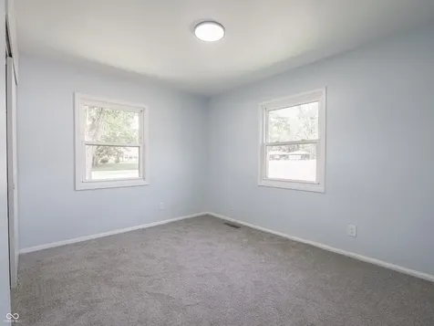 2643 Eagledale Drive Indianapolis IN 46222