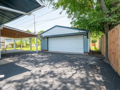 2643 Eagledale Drive Indianapolis IN 46222