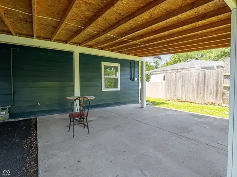 2643 Eagledale Drive Indianapolis IN 46222