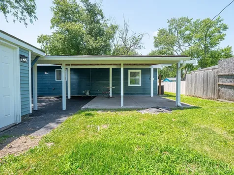 2643 Eagledale Drive Indianapolis IN 46222