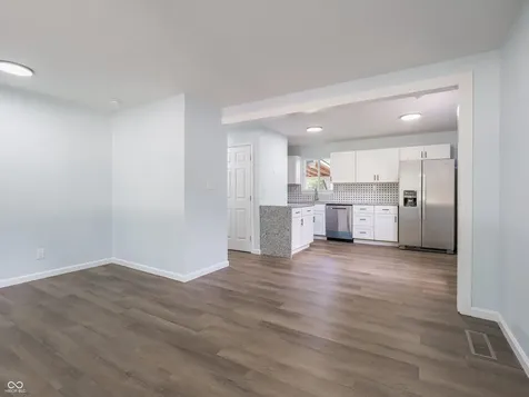 2643 Eagledale Drive Indianapolis IN 46222