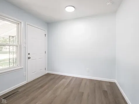 2643 Eagledale Drive Indianapolis IN 46222