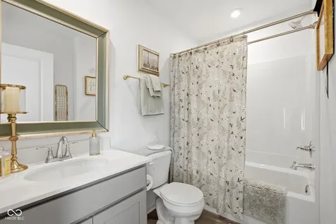 7401 Cella Lane Mccordsville IN 46055