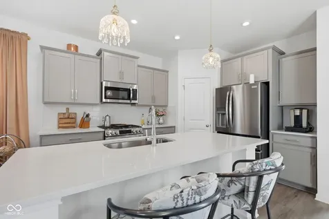 7401 Cella Lane Mccordsville IN 46055