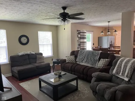 6818 Decatur Ridge Indianapolis IN 46221