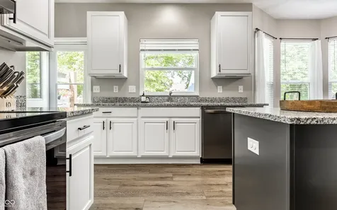 13044 W Elster Way Fishers IN 46037