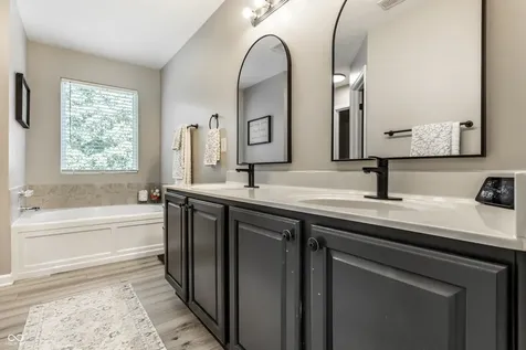 13044 W Elster Way Fishers IN 46037