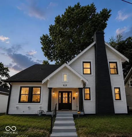 819 E 49th Indianapolis IN 46205