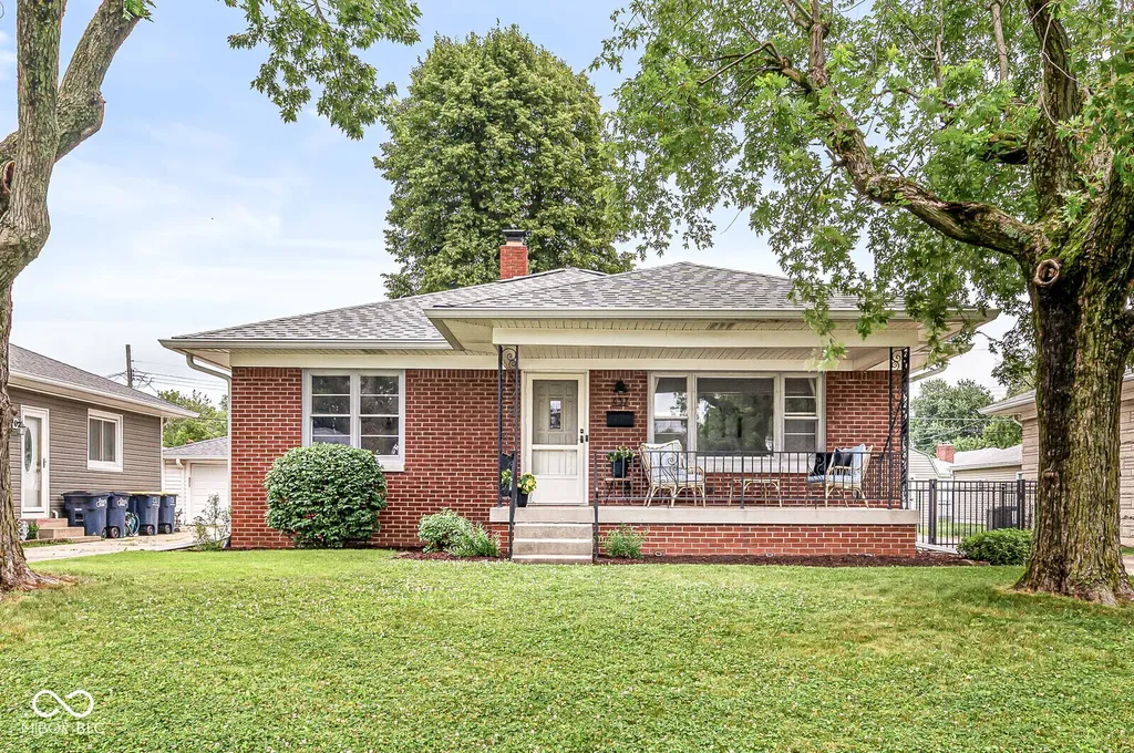437 N 12th Avenue Beech Grove IN 46107