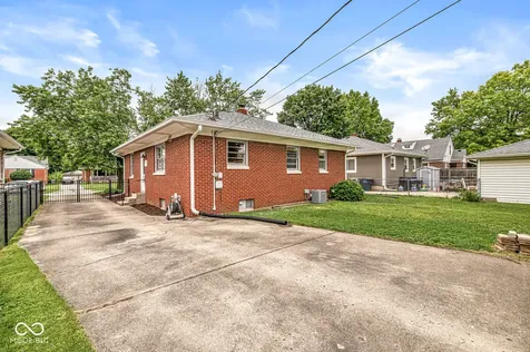 437 N 12th Avenue Beech Grove IN 46107