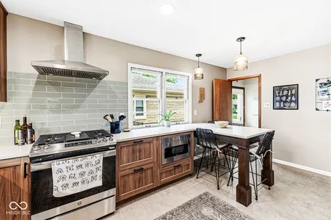 437 N 12th Avenue Beech Grove IN 46107