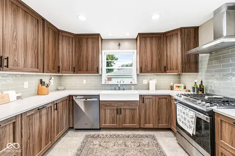 437 N 12th Avenue Beech Grove IN 46107