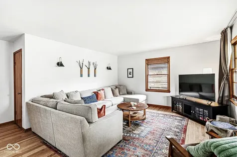 437 N 12th Avenue Beech Grove IN 46107