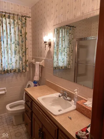 437 N 12th Avenue Beech Grove IN 46107