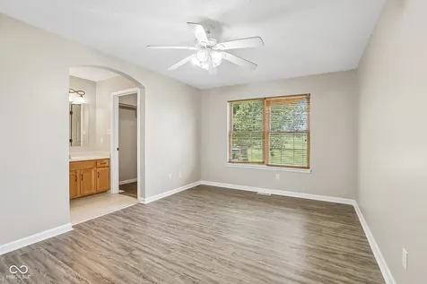 56 Clear Spring Lane Trafalgar IN 46181