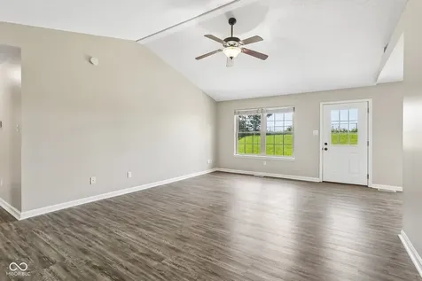 56 Clear Spring Lane Trafalgar IN 46181