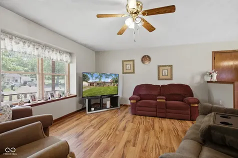 618 Meadows Drive Mooresville IN 46158