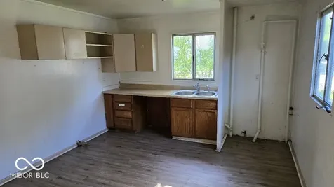2164 N Dequincy Street Indianapolis IN 46218