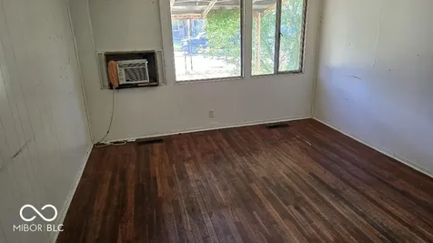 2164 N Dequincy Street Indianapolis IN 46218