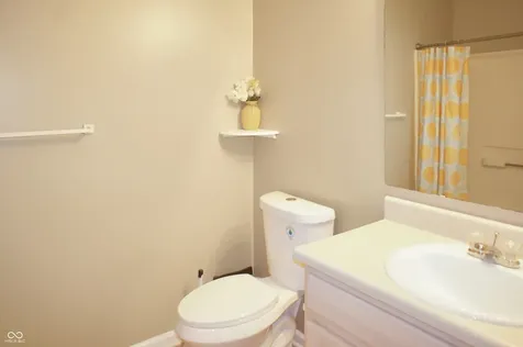 4805 Kelvington Drive Indianapolis IN 46254