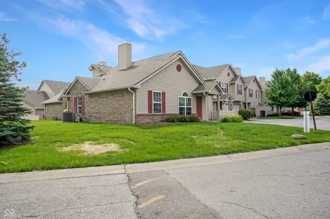 4805 Kelvington Drive Indianapolis IN 46254