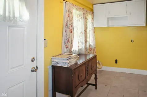 909 W Roache Street Indianapolis IN 46208
