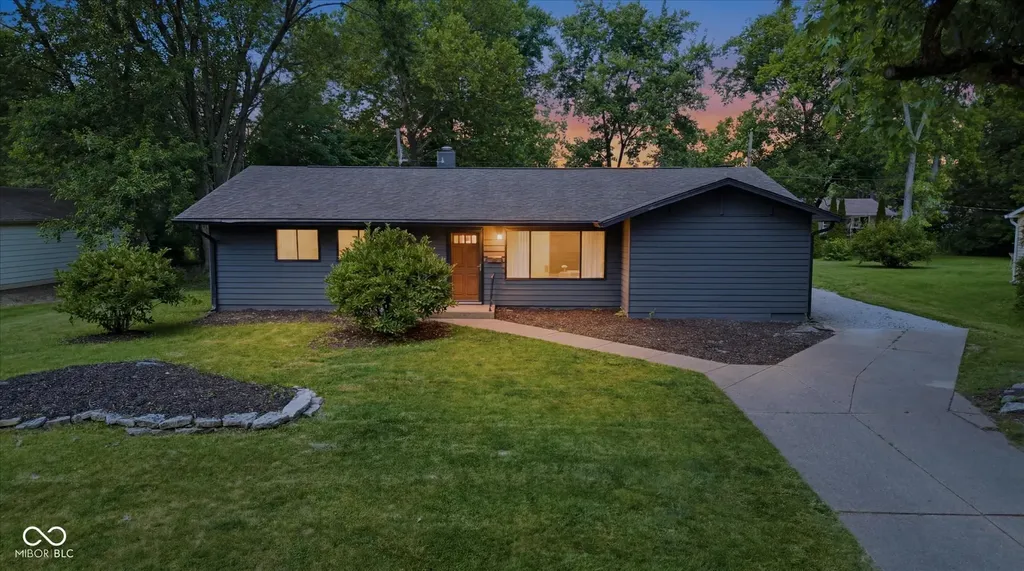 148 Park Lane Carmel IN 46032