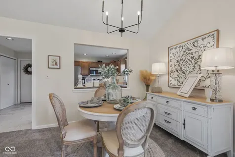 1046 Peppermill Run Greenwood IN 46143
