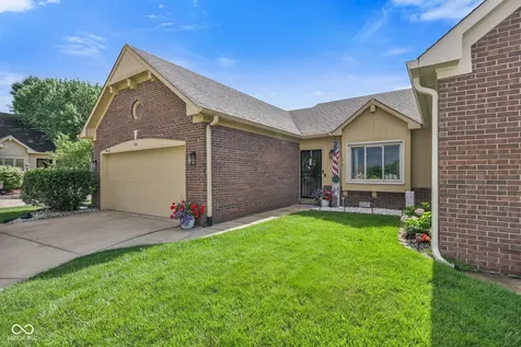 1046 Peppermill Run Greenwood IN 46143