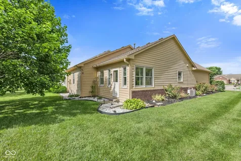 1046 Peppermill Run Greenwood IN 46143