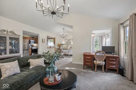 1046 Peppermill Run Greenwood IN 46143