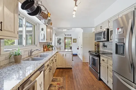 960 W 58th Street Indianapolis IN 46228