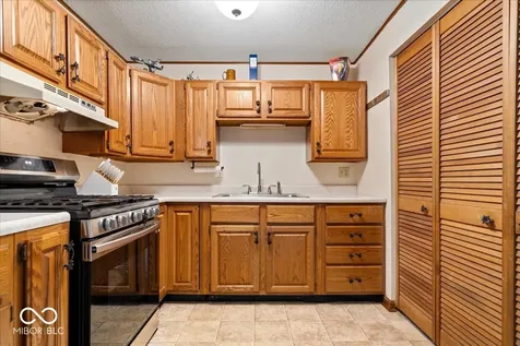 121 Coronado Road Indianapolis IN 46234