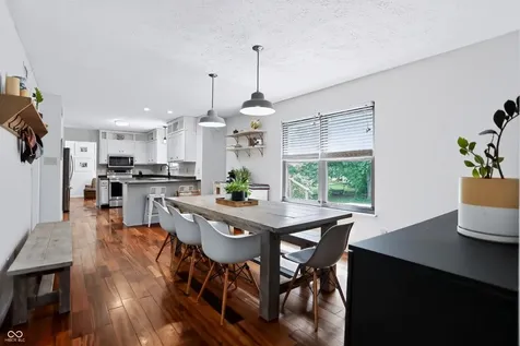 8245 Maple Leaf Court Indianapolis IN 46268