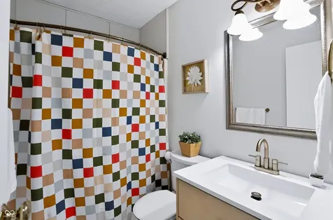 8245 Maple Leaf Court Indianapolis IN 46268