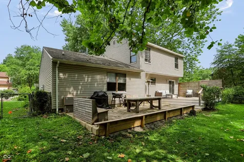 8245 Maple Leaf Court Indianapolis IN 46268