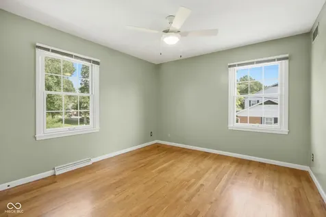 7360 N Chester Avenue Indianapolis IN 46240