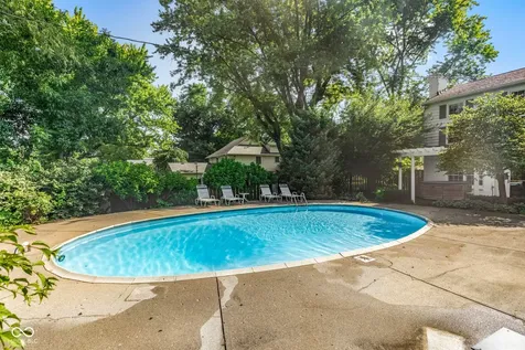 7360 N Chester Avenue Indianapolis IN 46240