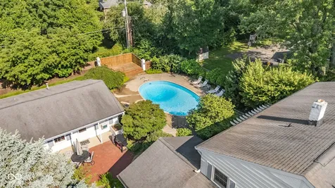 7360 N Chester Avenue Indianapolis IN 46240