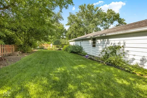 7360 N Chester Avenue Indianapolis IN 46240