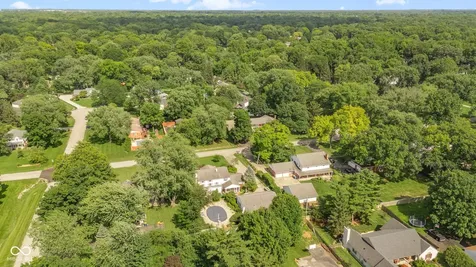 7360 N Chester Avenue Indianapolis IN 46240